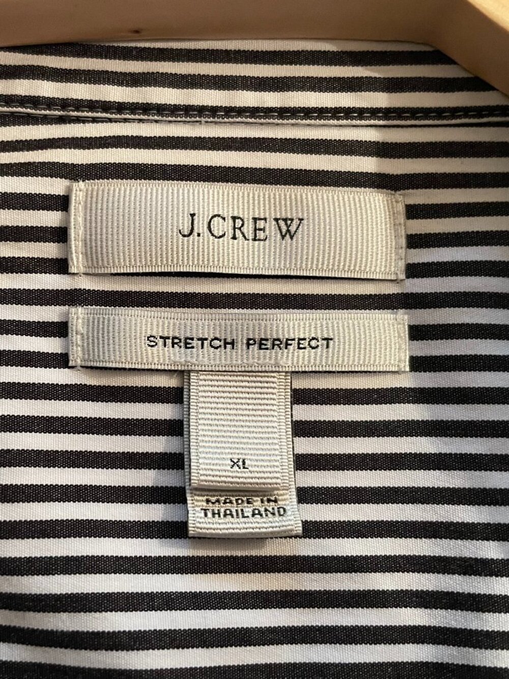 J. CREW Stretch Perfect Black and White striped menswear Women's Blouse/Tunic - Picture 2 of 3